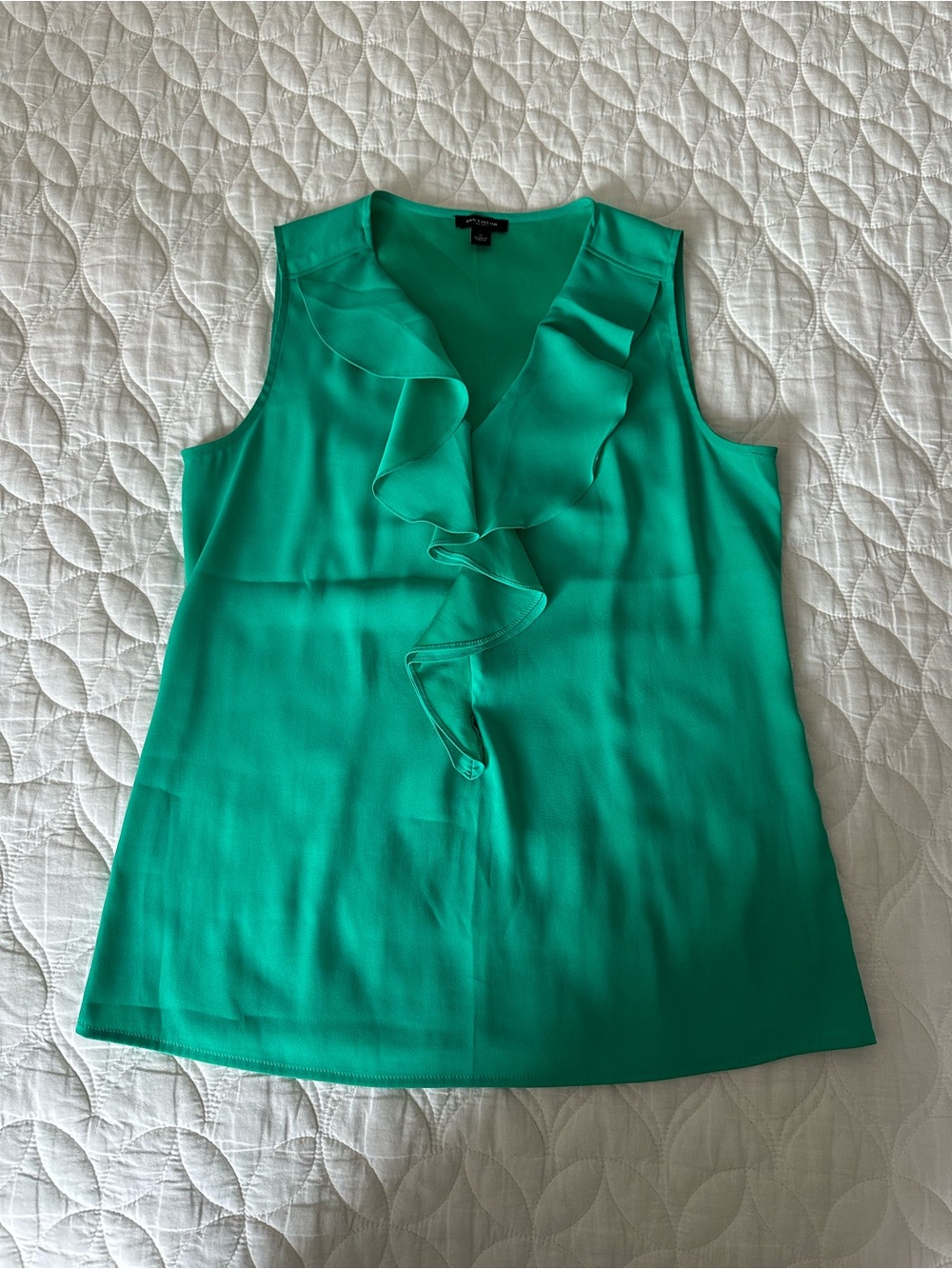 Ann Taylor Emerald Green Ruffle V-Neck Sleeveless Camisole